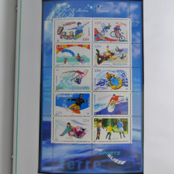 Collection de timbres de France neufs** 1999-2005 en album FO Yvert.