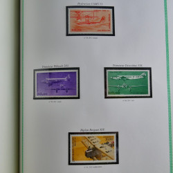 Collection de timbres de France neufs** 1999-2005 en album FO Yvert.