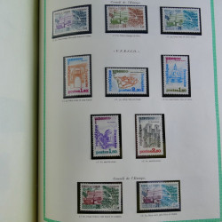 Collection de timbres de France neufs** 1999-2005 en album FO Yvert.