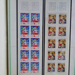 Collection de timbres de France neufs** 1999-2005 en album FO Yvert.