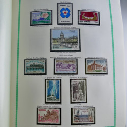 Collection de timbres de France neufs** 1970-1998 en album FO Yvert.