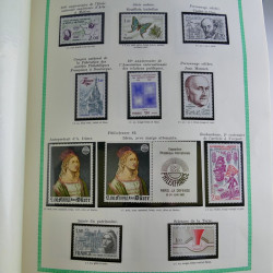 Collection de timbres de France neufs** 1970-1998 en album FO Yvert.