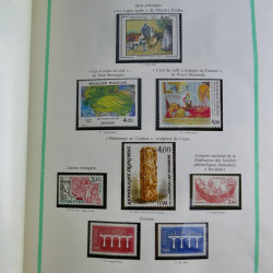 Collection de timbres de France neufs** 1970-1998 en album FO Yvert.