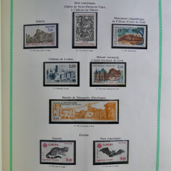 Collection de timbres de France neufs** 1970-1998 en album FO Yvert.