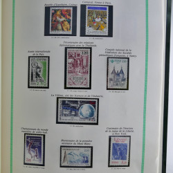 Collection de timbres de France neufs** 1970-1998 en album FO Yvert.