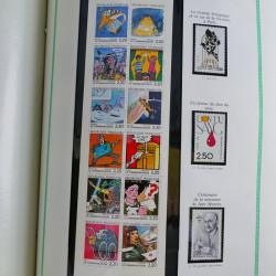 Collection de timbres de France neufs** 1970-1998 en album FO Yvert.