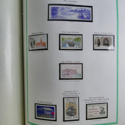 Collection de timbres de France neufs** 1970-1998 en album FO Yvert.