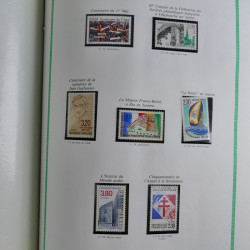 Collection de timbres de France neufs** 1970-1998 en album FO Yvert.