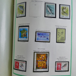 Collection de timbres de France neufs** 1970-1998 en album FO Yvert.