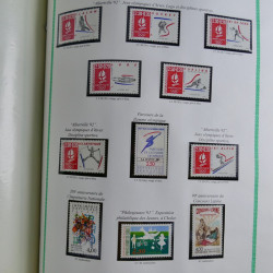 Collection de timbres de France neufs** 1970-1998 en album FO Yvert.