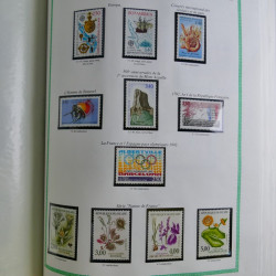 Collection de timbres de France neufs** 1970-1998 en album FO Yvert.