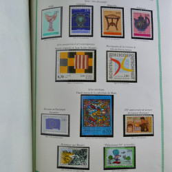 Collection de timbres de France neufs** 1970-1998 en album FO Yvert.