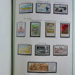 Collection de timbres de France neufs** 1970-1998 en album FO Yvert.