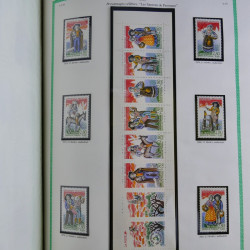 Collection de timbres de France neufs** 1970-1998 en album FO Yvert.