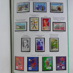 Collection de timbres de France neufs** 1970-1998 en album FO Yvert.