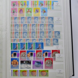 Lot de timbres de Luxembourg neufs** 1921-1985 en 2 albums.