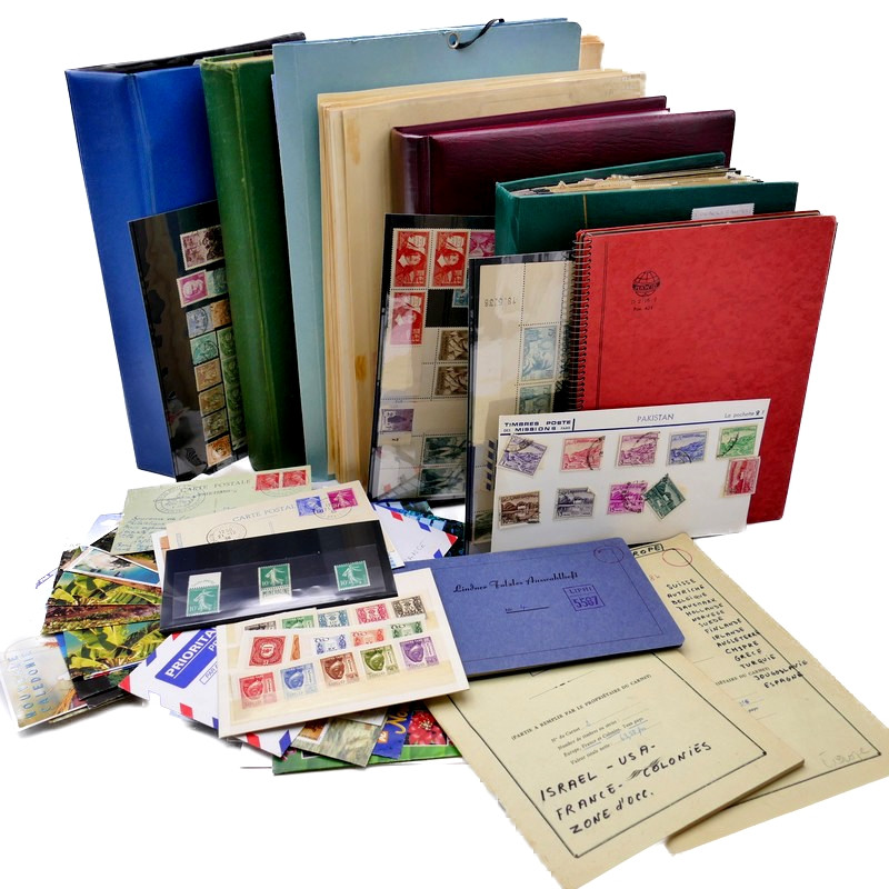 Vrac philatélique de timbres du monde en un carton.