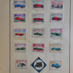 Vrac philatélique de timbres du monde en un carton.