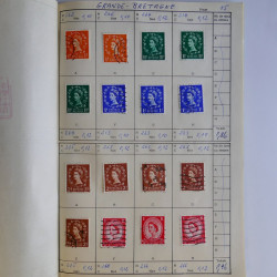 Vrac philatélique de timbres du monde en un carton.