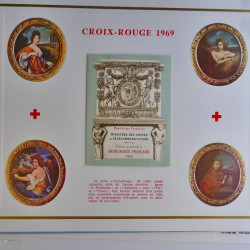 Vrac philatélique de timbres du monde en un carton.
