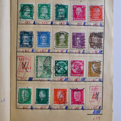 Vrac philatélique de timbres d'Allemagne et Suisse en un carton.