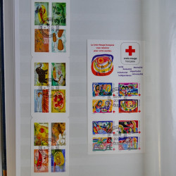 Collection timbres de France 2016-2018 oblitérés en album.