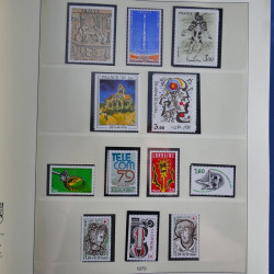 Collection timbres de France neufs** 1970-1979 en album Lindner.