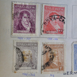 Vrac philatélique de timbres du monde en un carton.