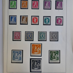Vrac philatélique de timbres du monde en un carton.
