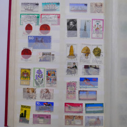 Lot de timbres d'Allemagne RFA 1949-1990 oblitérés en album.