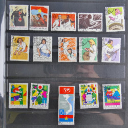 Lot de timbres de Chine 1949-1964 neufs et oblitérés en album.