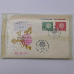 Lot de 250 enveloppes premier jour d'émission Europa 1957-1976 en une boite.
