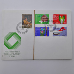 Lot de 300 enveloppes premier jour d'émission de Suisse 1960-1999 en boite.