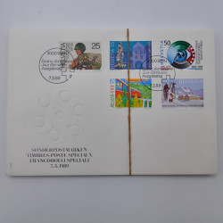 Lot de 300 enveloppes premier jour d'émission de Suisse 1960-1999 en boite.