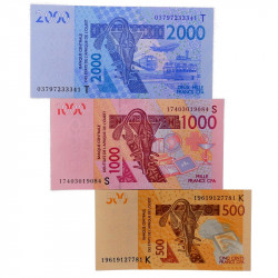 Afrique de l'Ouest 3 billets de banque neufs.