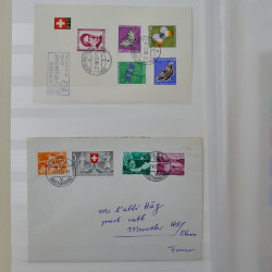 Collection spécialisée histoire postale de timbres de Suisse 1895-1990.