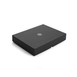 Coffret de luxe spécial philatélie 4 éléments.
