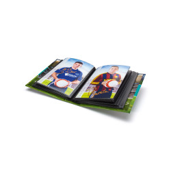 Album de poche pour collectionner 80 autographes.