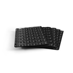 Feuilles noires Compart pour ranger 35 muselets de champagne.