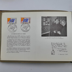 Collection commémoratifs de France 1937-1974 en un album.