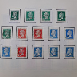 Collection timbres du monde classique neufs et oblitérés en un album.