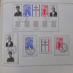 Collection timbres du monde classique neufs et oblitérés en un album.