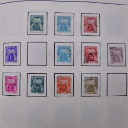 Collection timbres du monde classique neufs et oblitérés en un album.