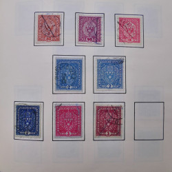 Collection timbres du monde classique neufs et oblitérés en un album.