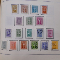 Collection timbres du monde classique neufs et oblitérés en un album.