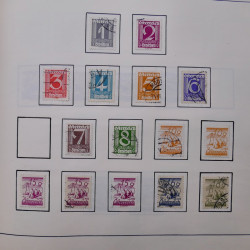 Collection timbres du monde classique neufs et oblitérés en un album.