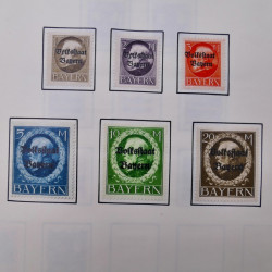 Collection timbres du monde classique neufs et oblitérés en un album.