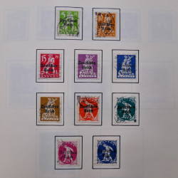 Collection timbres du monde classique neufs et oblitérés en un album.