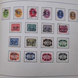 Collection timbres du monde classique neufs et oblitérés en un album.