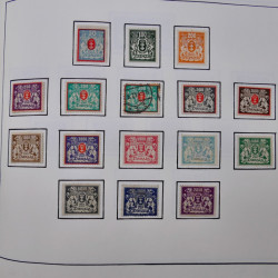 Collection timbres du monde classique neufs et oblitérés en un album.
